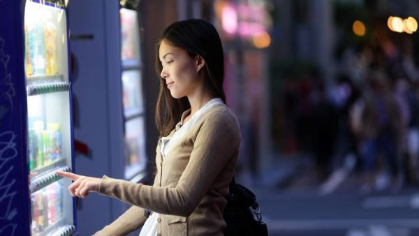 Digital Signage for Vending Machines